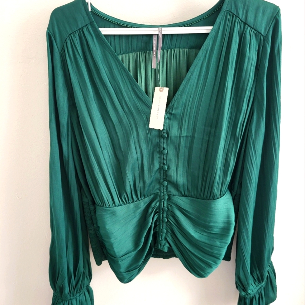 Anthropologie empire blouse in rich jade sz L  Brand New